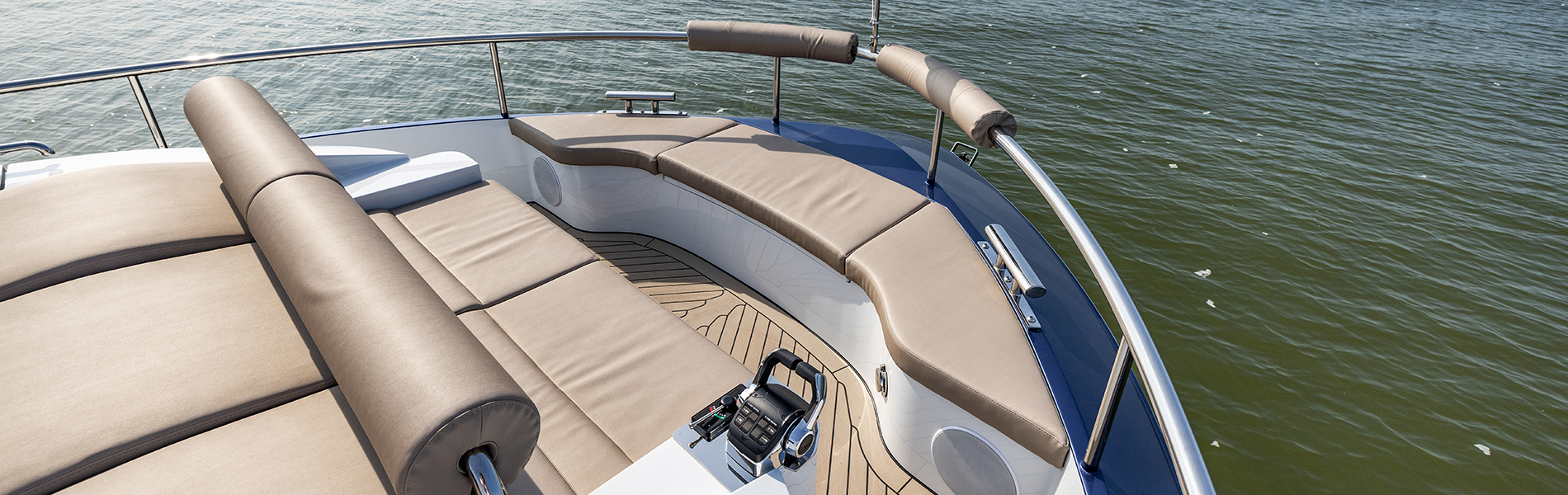 Boarncruiser-50-Elegance-Exterieur-13